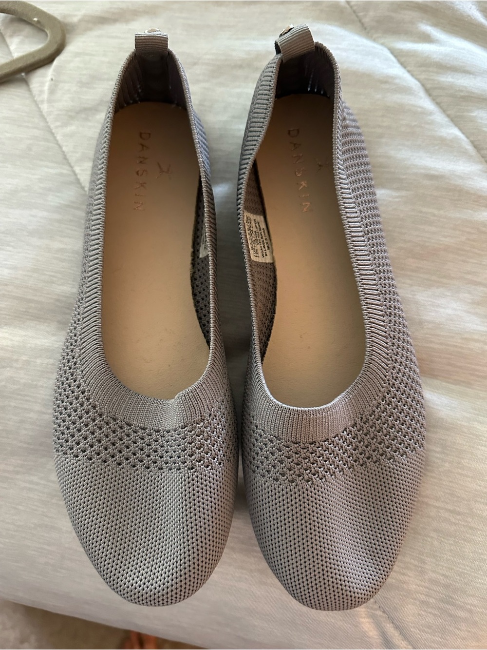 Danskin Light Grey Knit Ballet Flats size 8.5